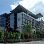AB Goes Walkabout: M&rsquo;sia Megafam Medical Tourism